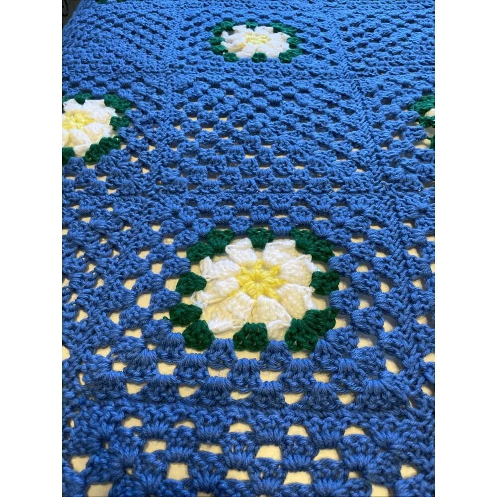 Vintage Handmade Crochet Granny Square Floral Afghan Blanket Blue White 78x80